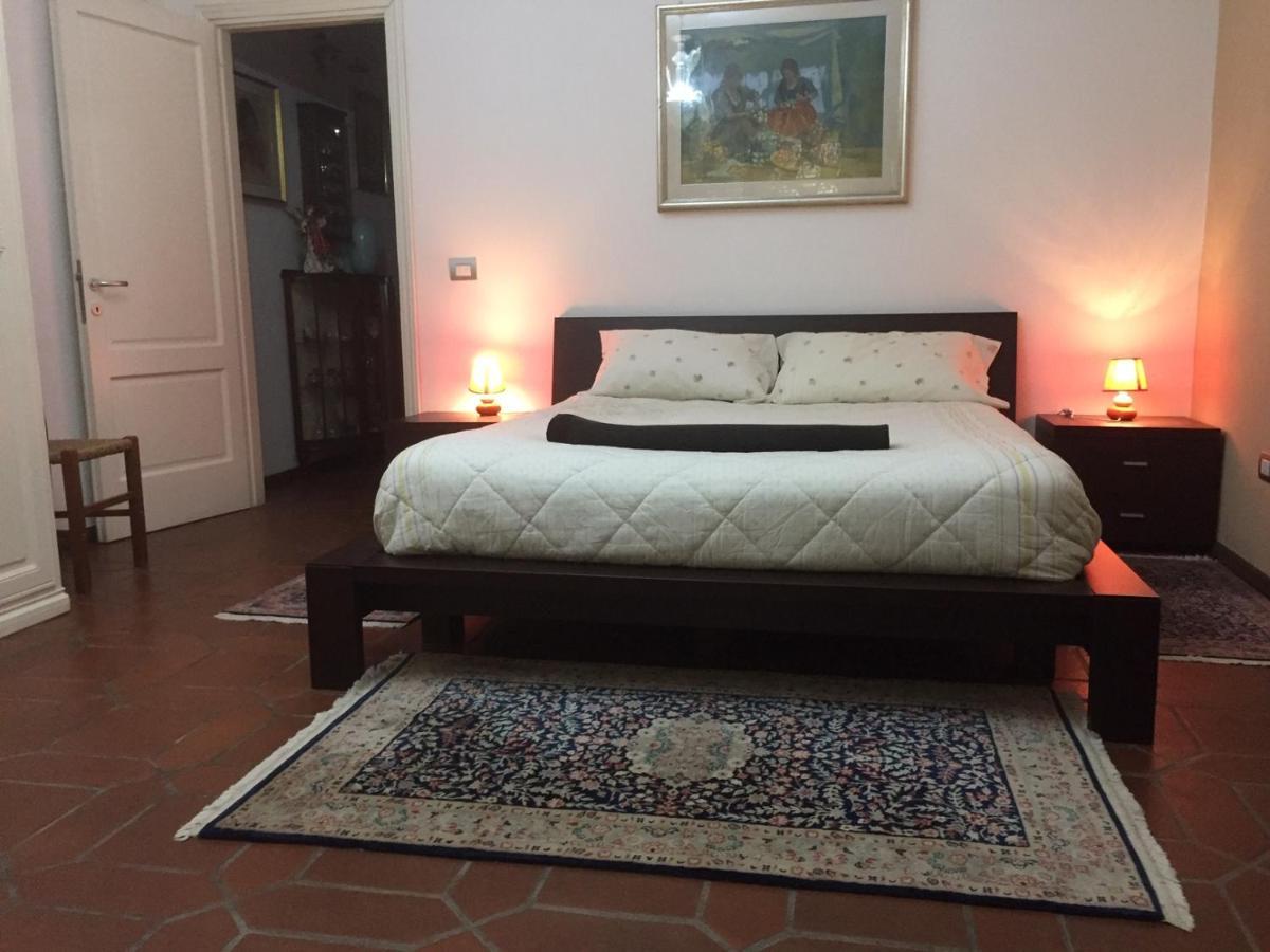 B&B Filomena Santa Giusta Eksteriør billede