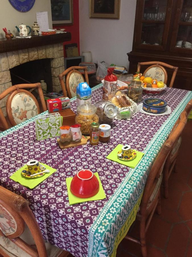 B&B Filomena Santa Giusta Eksteriør billede