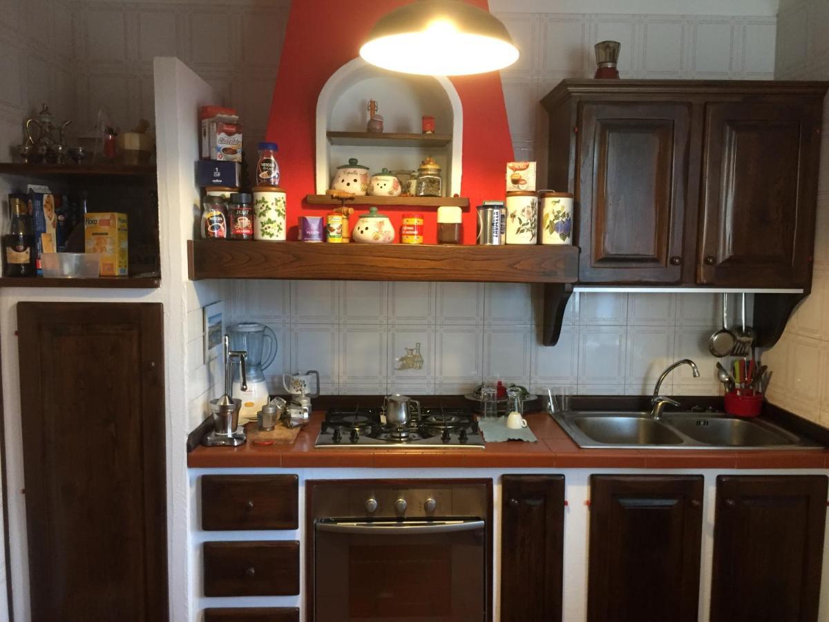 B&B Filomena Santa Giusta Eksteriør billede