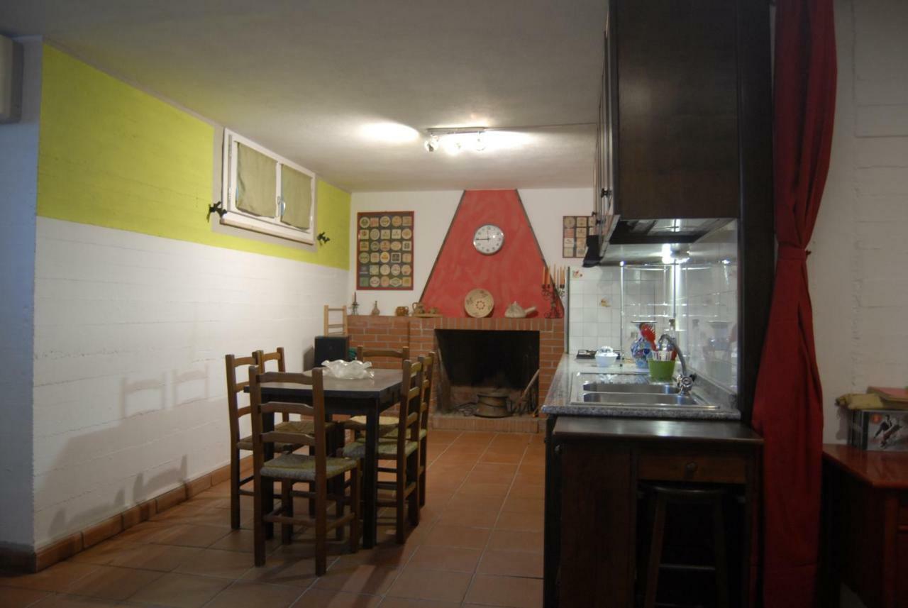 B&B Filomena Santa Giusta Eksteriør billede