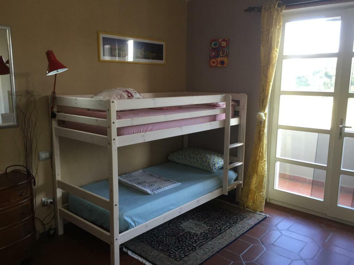 B&B Filomena Santa Giusta Eksteriør billede