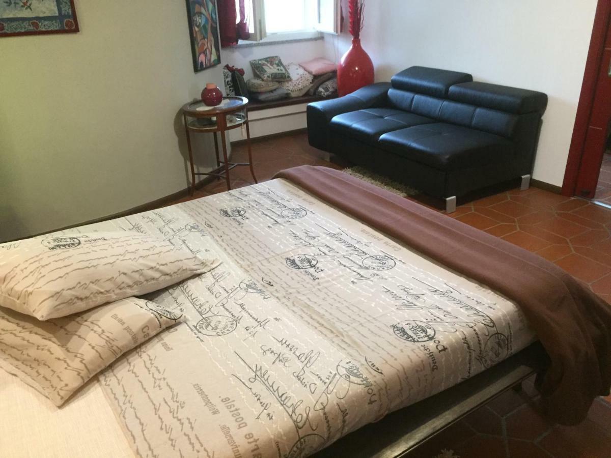 B&B Filomena Santa Giusta Eksteriør billede